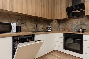 Lux Apartment Manufaktura by Renters