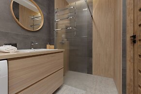 Lux Apartment Manufaktura by Renters