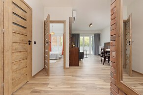 Lux Apartment Manufaktura by Renters