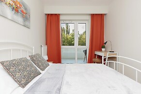 Lux Apartment Manufaktura by Renters
