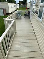 Inviting 3-bed Caravan in Skegness