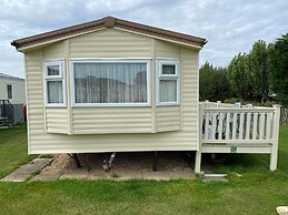 Inviting 3-bed Caravan in Skegness