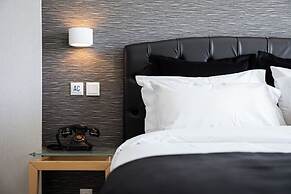 Kreoli Suites Glyfada