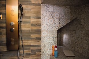 CasaRosada Wellness Guest House