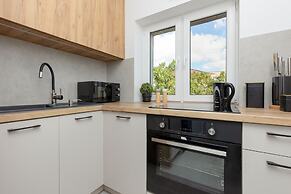 Modern Studio Abramowskiego by Renters