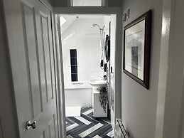 The Sandgate New Immaculate 1-bed Apartment in Ayr