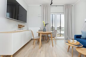 Modern Apartment Wola by Renters