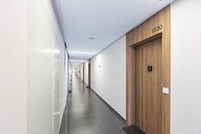 Modern Apartment Wola by Renters