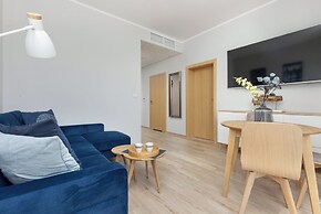 Modern Apartment Wola by Renters