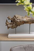 Modern Apartment Wola by Renters