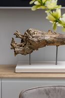 Modern Apartment Wola by Renters