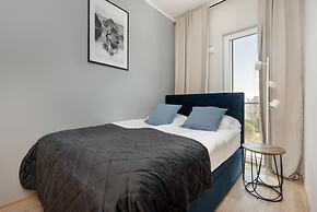 Modern Apartment Wola by Renters