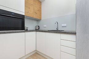 Modern Apartment Wola by Renters