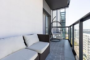 Prymasa Tysiąclecia Apartment by Renters