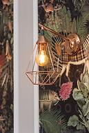 Prymasa Tysiąclecia Apartment by Renters