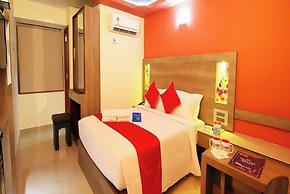 Goroomgo New Ashiyana Palace Varanasi