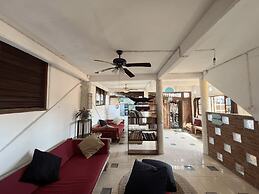 Seabreeze Hostel Bali