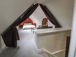 Prince's Cottage