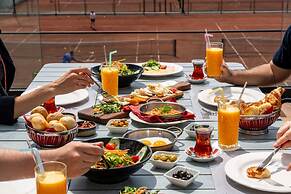 INVENTIST Hotel Sports Academy