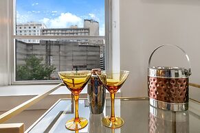 Chic 4BR Condo in California Building