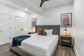 Chic 4BR Condo in California Building