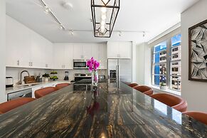 Chic 4BR Condo in California Building