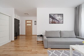 Bright Studio Legnicka by Renters