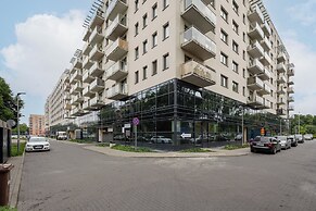 Bright Studio Legnicka by Renters