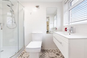 Remarkable 2 Double Bed Ensuite Room Isleworth TW7