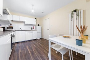 Remarkable 2 Double Bed Ensuite Room Isleworth TW7