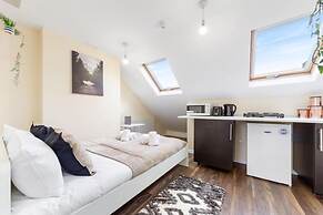 Remarkable 2 Double Bed Ensuite Room Isleworth TW7