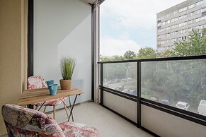 Apartment Legnicka by Renters