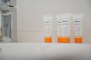 Apartment Legnicka by Renters