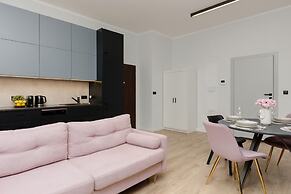 Metro Dworzec Wileński Studio by Renters