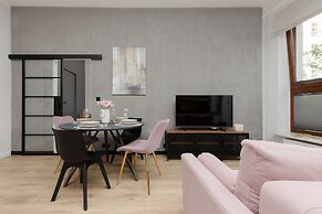 Metro Dworzec Wileński Studio by Renters