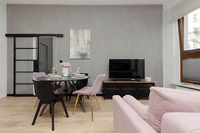 Metro Dworzec Wileński Studio by Renters