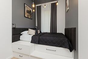 Metro Dworzec Wileński Studio by Renters