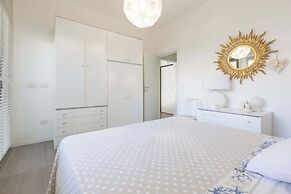 3400 Suite Mon Amour by Barbarhouse