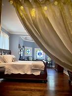 Benefield House Bed & Breakfast