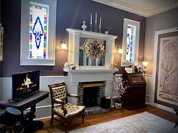 Benefield House Bed & Breakfast