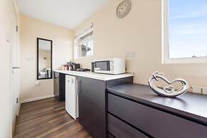 Stunning Ensuite Room In Isleworth TW7
