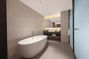 Holiday Inn Express Nanjing Jiangbei Wonhall Mall by IHG