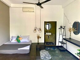 The Jini House - Kabalana