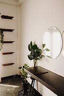 The Jini House - Kabalana