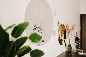 The Jini House - Kabalana