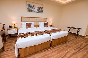 The Hut Restaurant & Boutique hotel