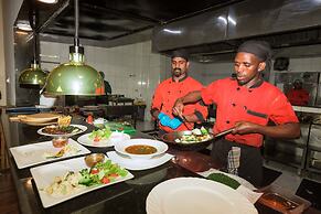 The Hut Restaurant & Boutique hotel