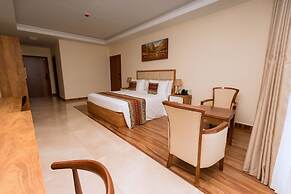 The Hut Restaurant & Boutique hotel