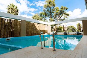 The Hut Restaurant & Boutique hotel