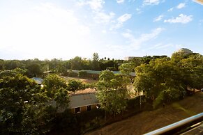 The Hut Restaurant & Boutique hotel